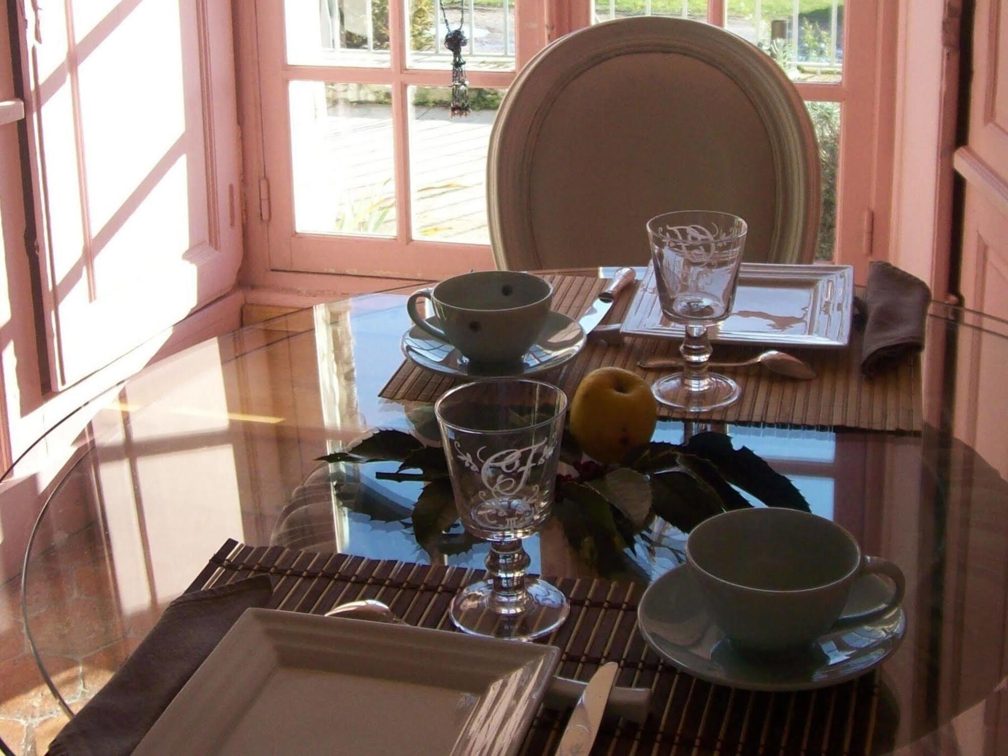Logis Hotel Le Relais Louis XI Meung-sur-Loire Esterno foto