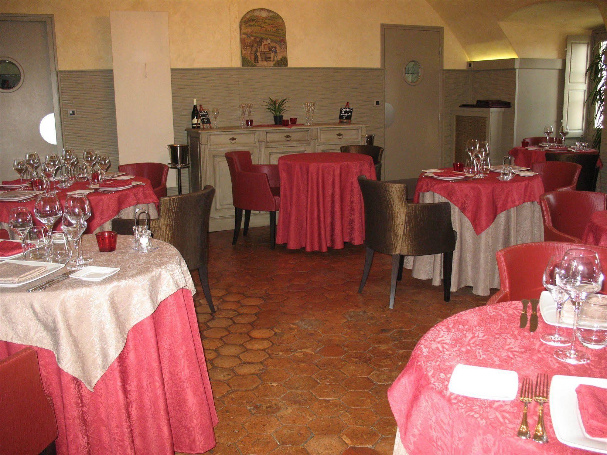 Logis Hotel Le Relais Louis XI Meung-sur-Loire Esterno foto