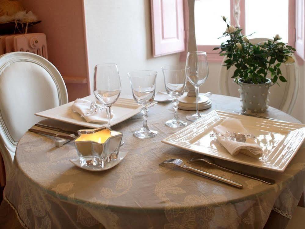 Logis Hotel Le Relais Louis XI Meung-sur-Loire Esterno foto
