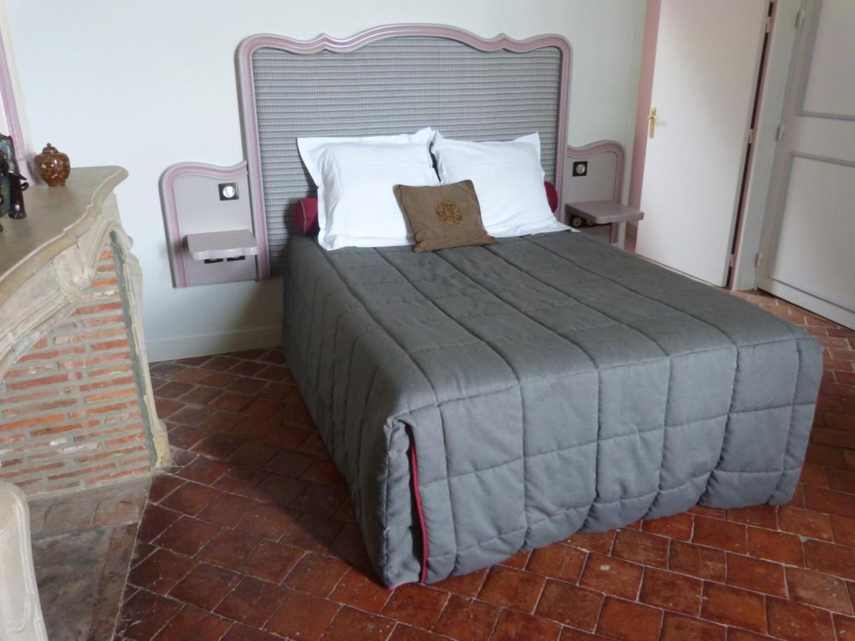 Logis Hotel Le Relais Louis XI Meung-sur-Loire Esterno foto